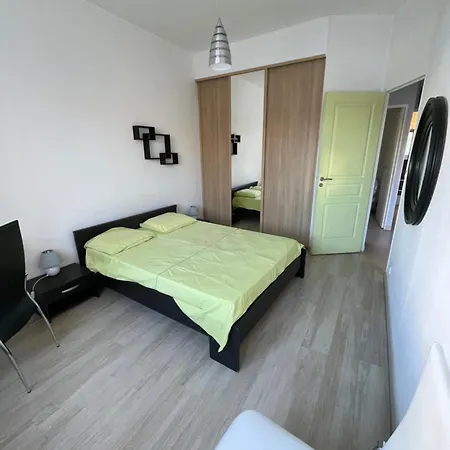 Peyron Apartman Saint-Raphaël