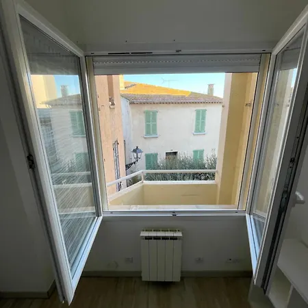 Peyron Apartmán